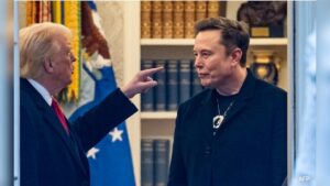4dbvpisg_trump-musk_625x300_06_June_25