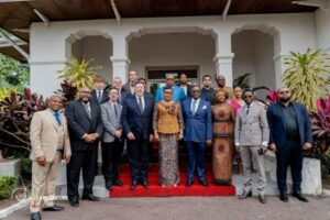 judith_suminwa_echange_avec_des_pasteurs_americains_15_juillet_2025_pht_ks_jpg_711_473_1
