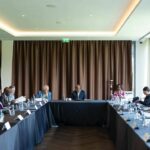 Perezida Kagame yagiranye ibiganiro n’abajyanama be