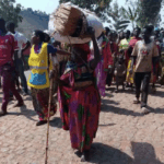 Burundi: Umukecuru yakusanyije uburozi yakoreshaga aroga abantu abujyana kuri Kiliziya barabutwika